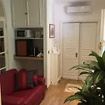 Margutta's Garden Alojamento de Acomodação e Pequeno-almoço 4*