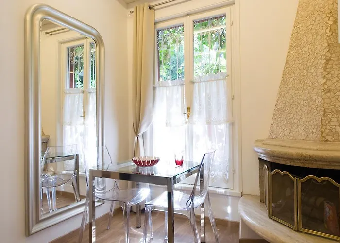 Margutta's Garden Bed and breakfast Roma