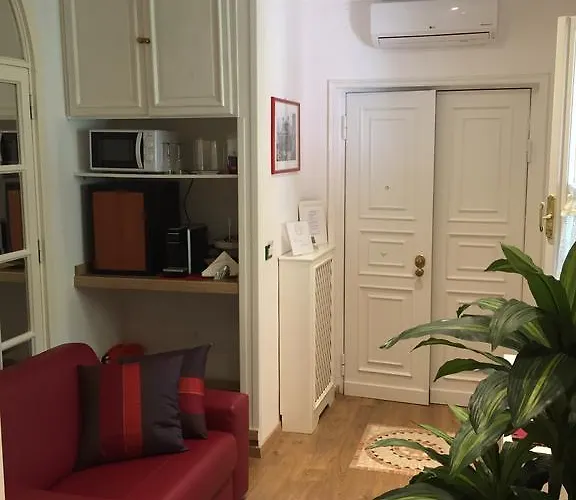 Margutta's Garden Bed and breakfast 4*